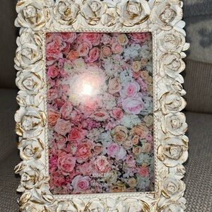 White and Gold Floral Photo Frame